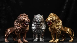 三座APT獅子獎盃（銅、銀、金），象徵亞洲撲克巡迴賽頂級賽事榮耀