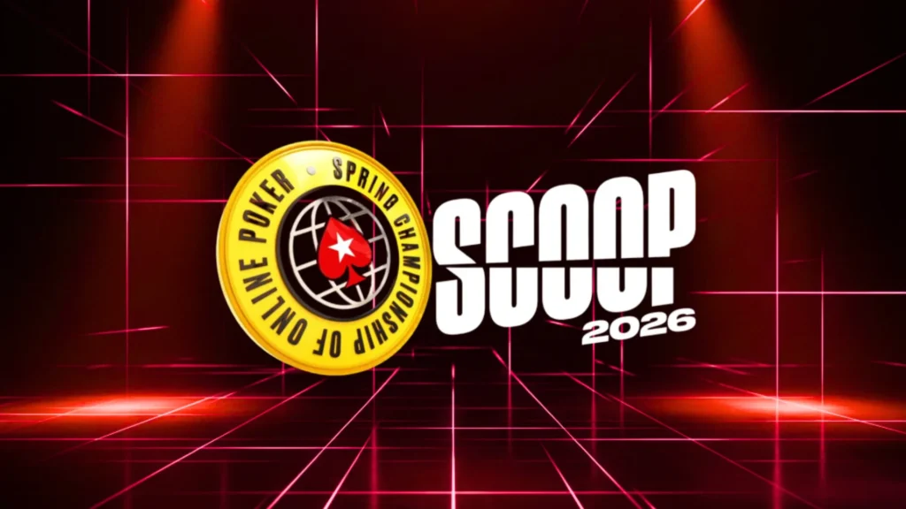 ダークレッドのネオンレーザーグリッドステージにSCOOP PokerStarsスプリングチャンピオンシップのロゴ、上方からスポットライト